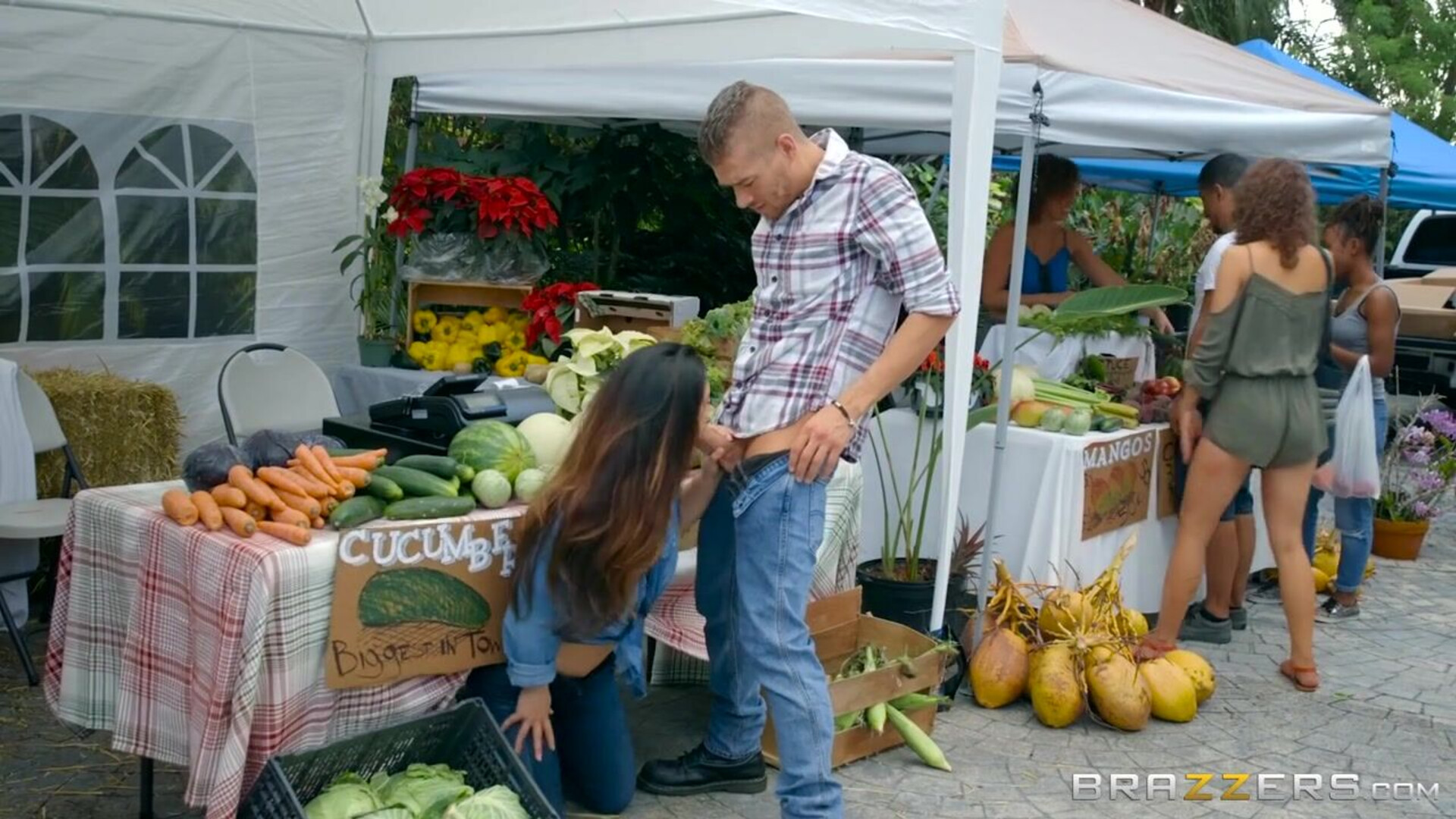 Farmer's Wife - hot - babe