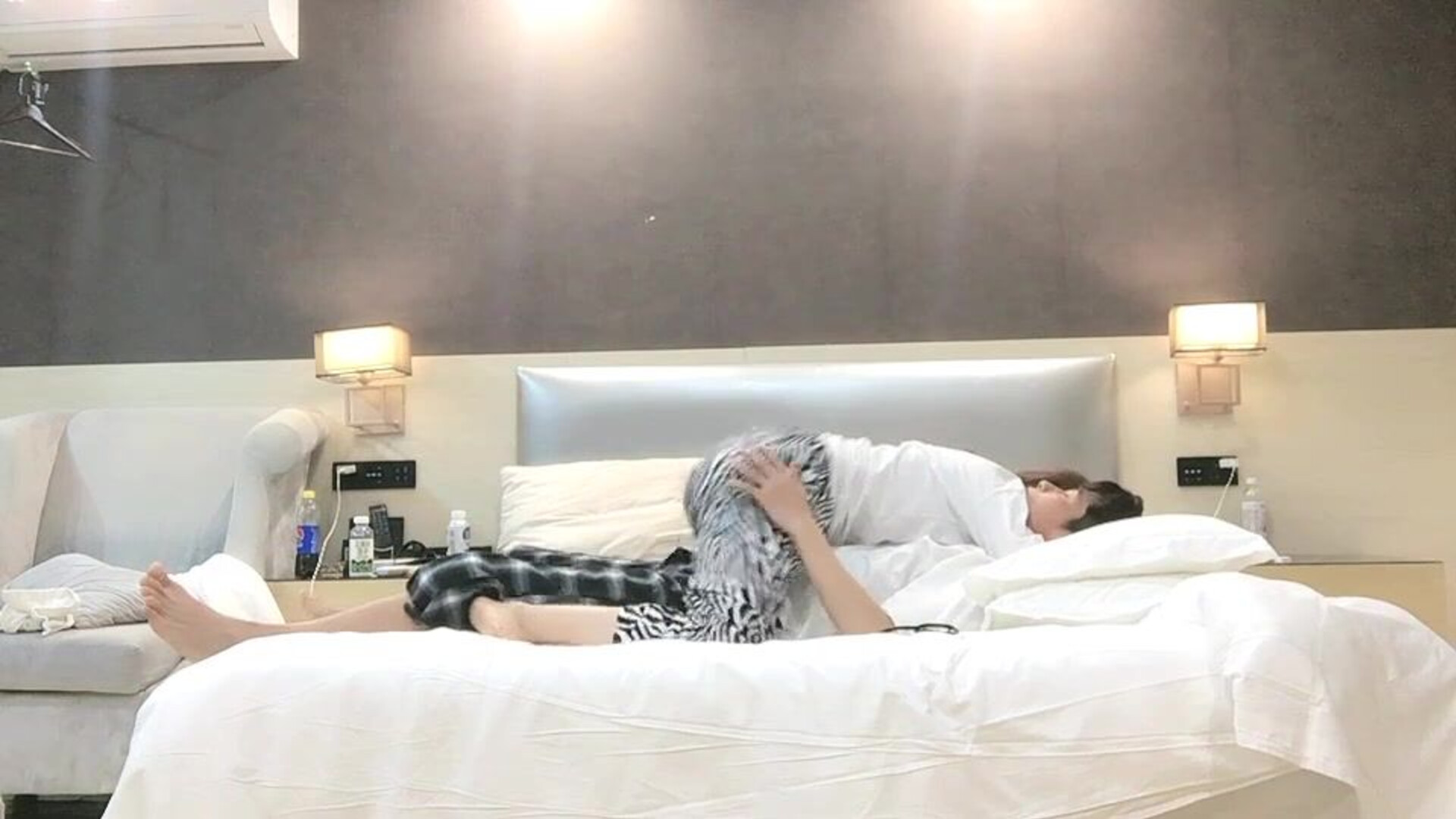 Homemade Selfies And Sneak Shots 收集整 001 91约妹达人 啪啪 20210507 - asian - hardcore