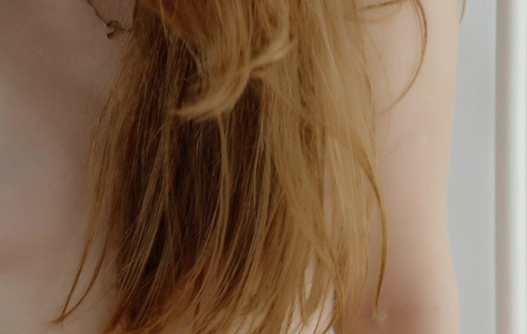 Jia Lissa & Red Fox Erotic Tongue Action - lesbian