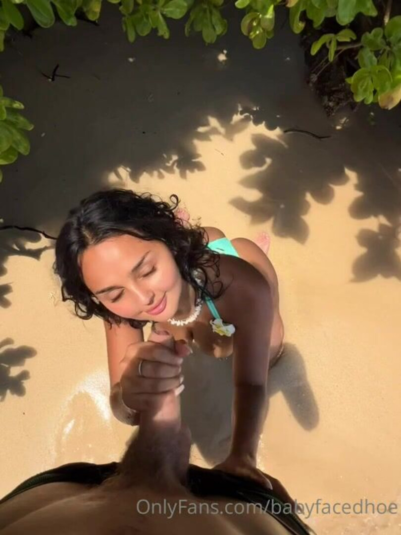 Kiara Kattan POV BJ 2 - pretty face - pretty mouth - vertical