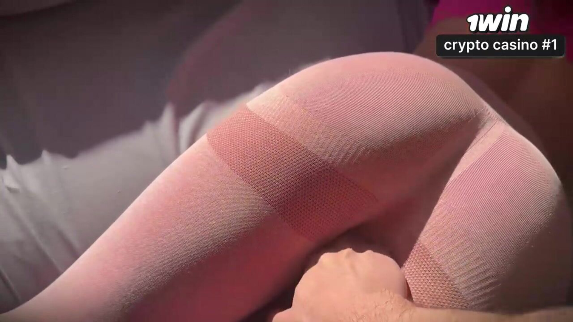 Minha meia irmã de bunda grande me deixou louco de tesão durante o treino na academia - porn - pov - doggystyle - morena - irma de criacao - taboo - tabu - verified amateurs - workout - homemade