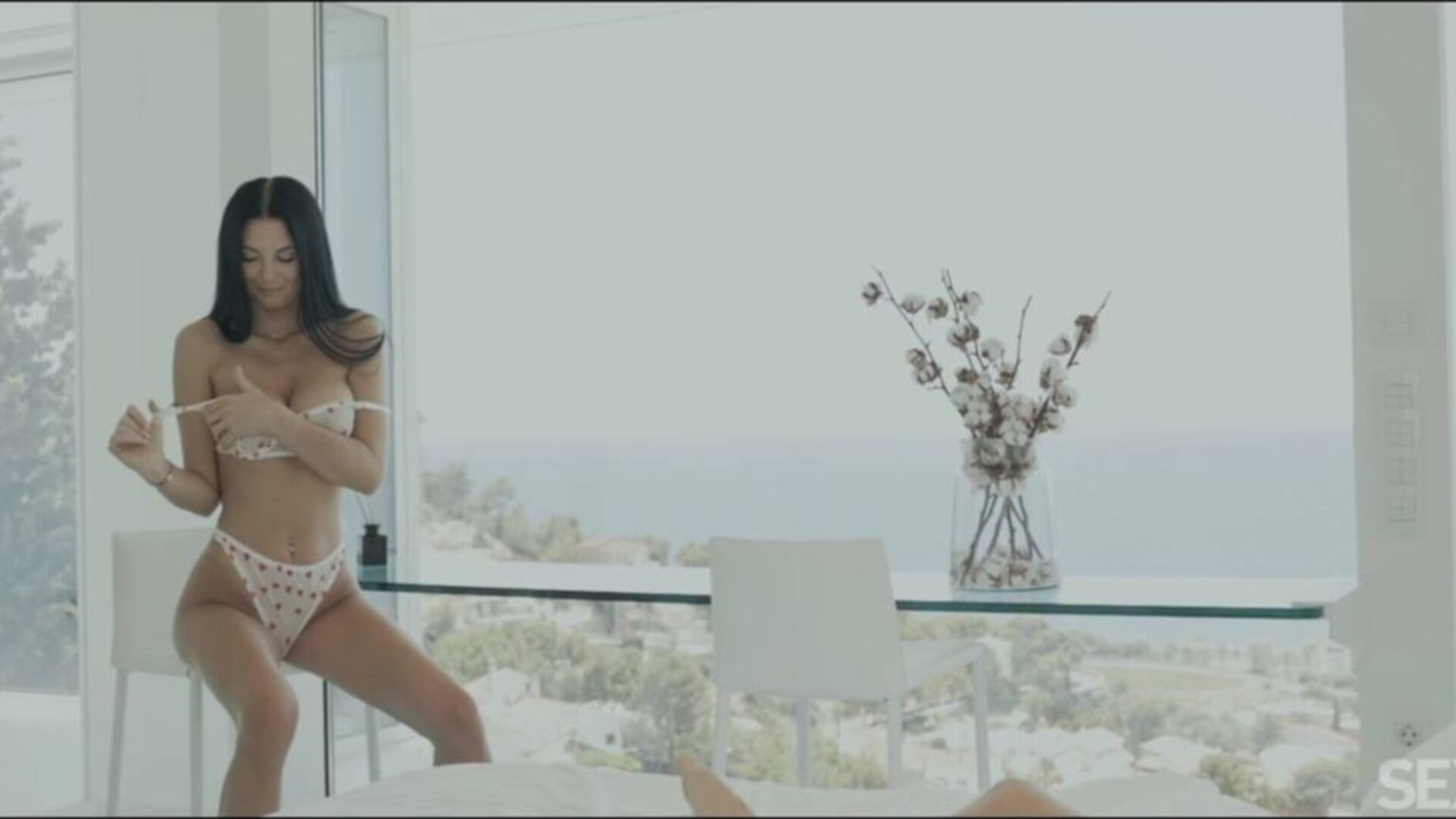 Simon Kitty Essence Of Sensuality - milf - mature - big ass - blowjob