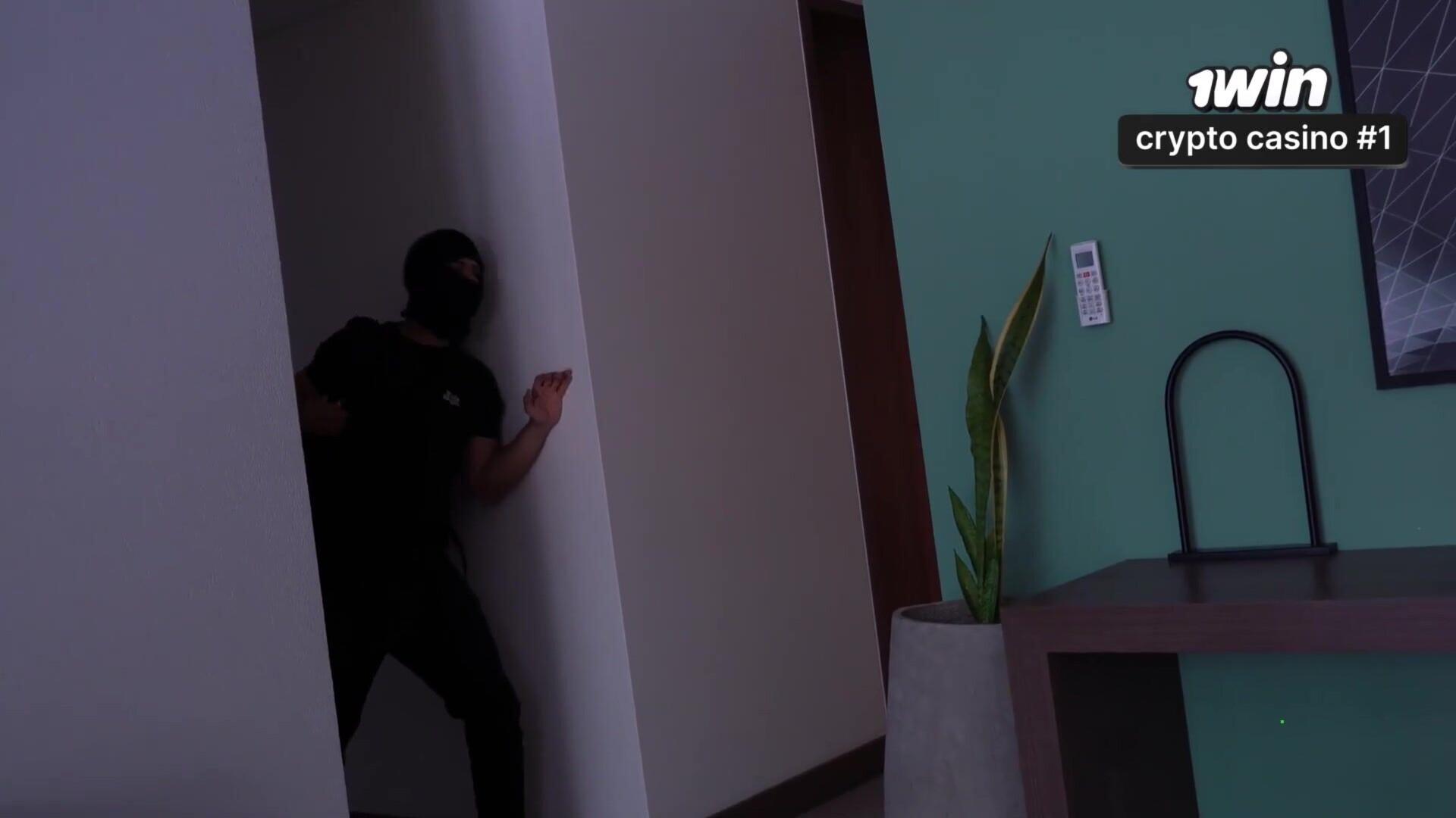 Stranger enters mansion, finds buxomy black haired with yam sized rump in XXX porn - brunette milf - kataleya gil - angel cruz - huge ass - fucking robber - xxx - porn - hardcore - stranger - thief