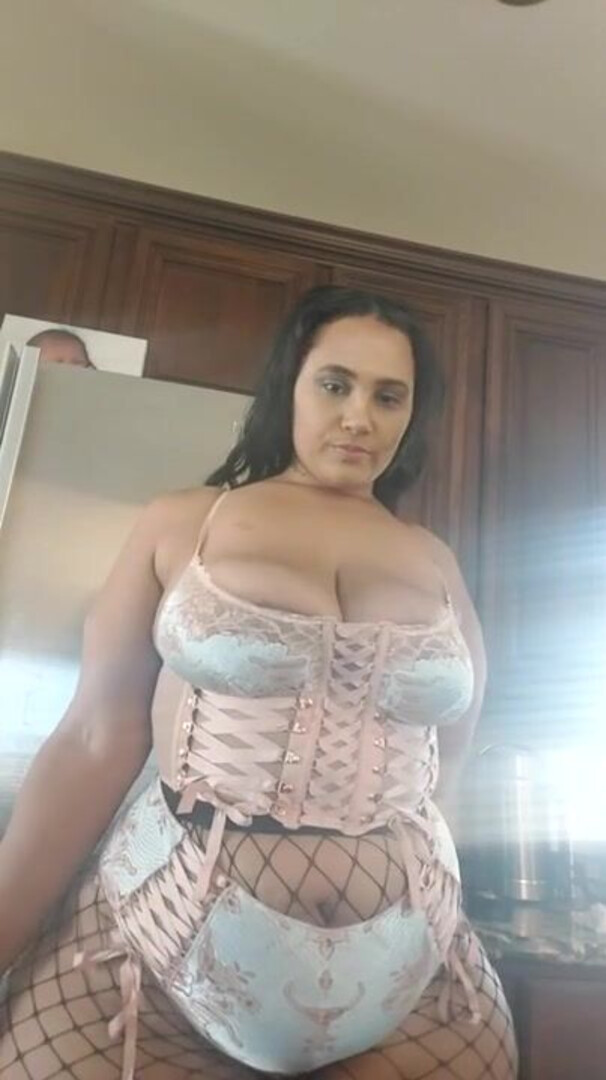Thick Redbone thot takes BBC - bbc
