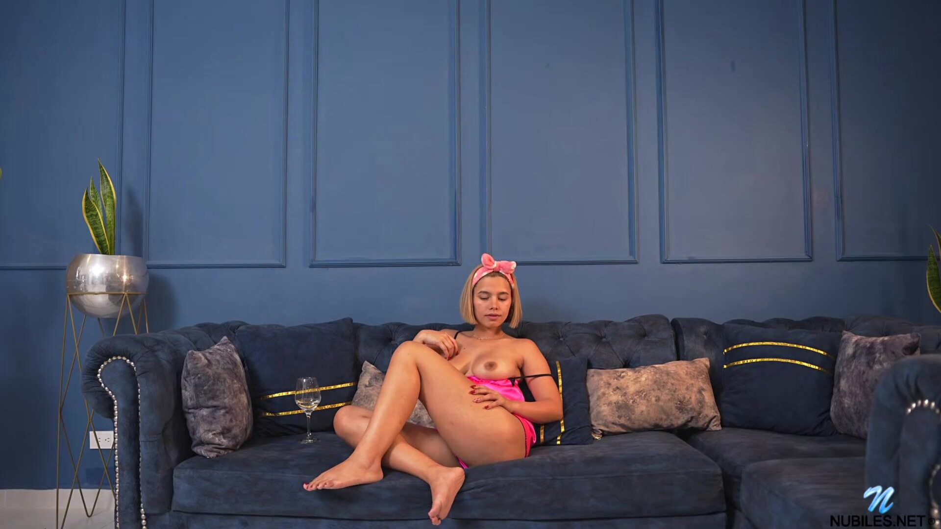 Yennileon Pink Burlesque - big ass - big tits - blowjob - sex - fuck