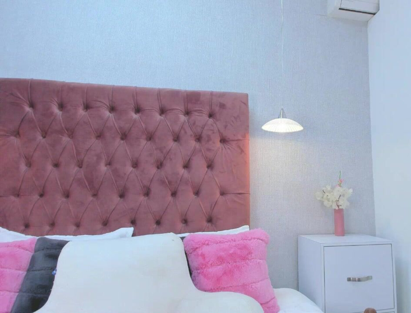 meganchase 2025 11 22 16h11m04s - webcam
