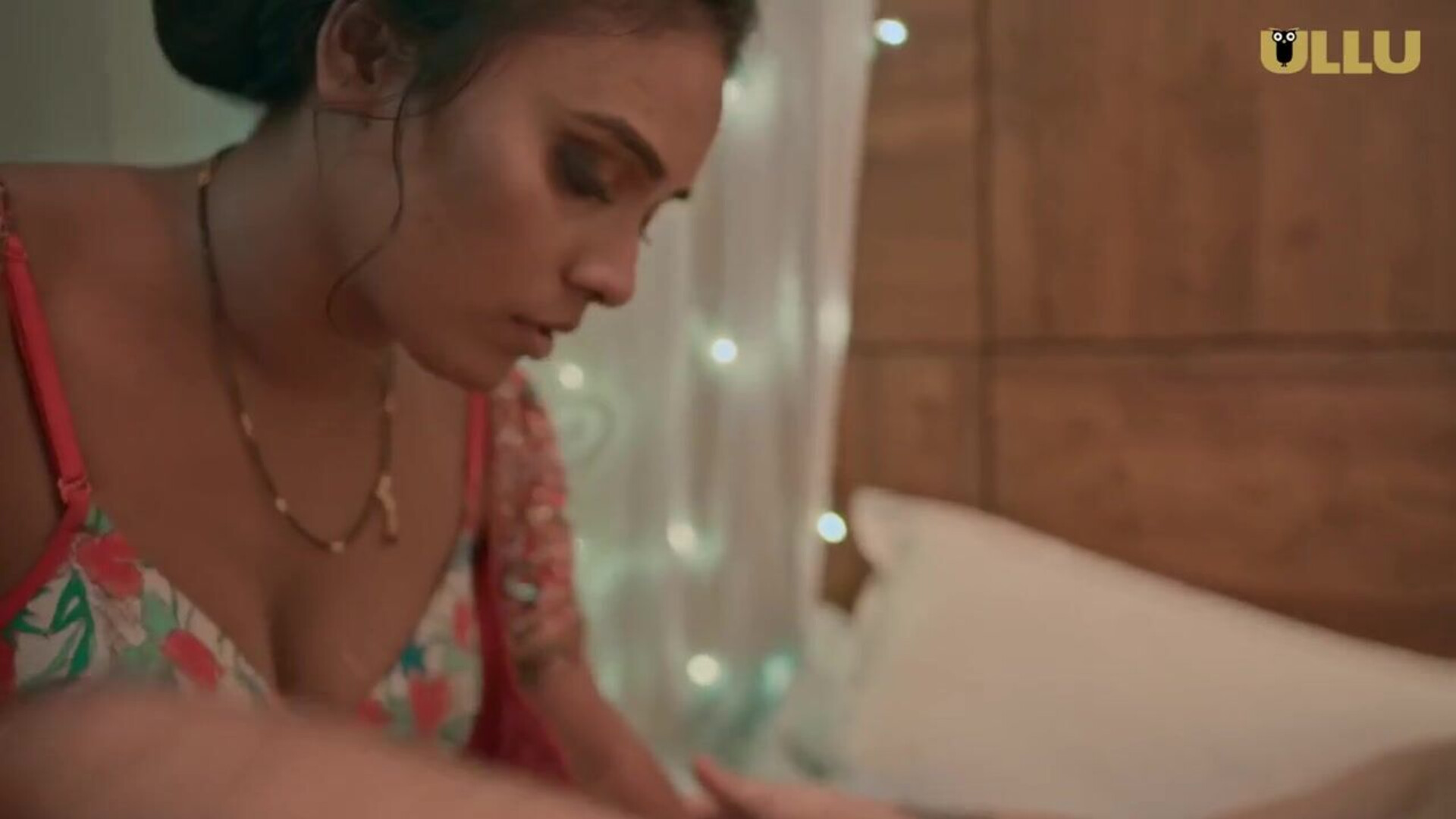 Angoori Part 01 (2023) UllU Hindi Hot Web Series - jinnijazz - prajaktajahagirdar - neelam - sapnasappu - arpitadey - tinanandy - tinadutta - bhargavidebi - bhargavidevi - sucharitabhattacharya
