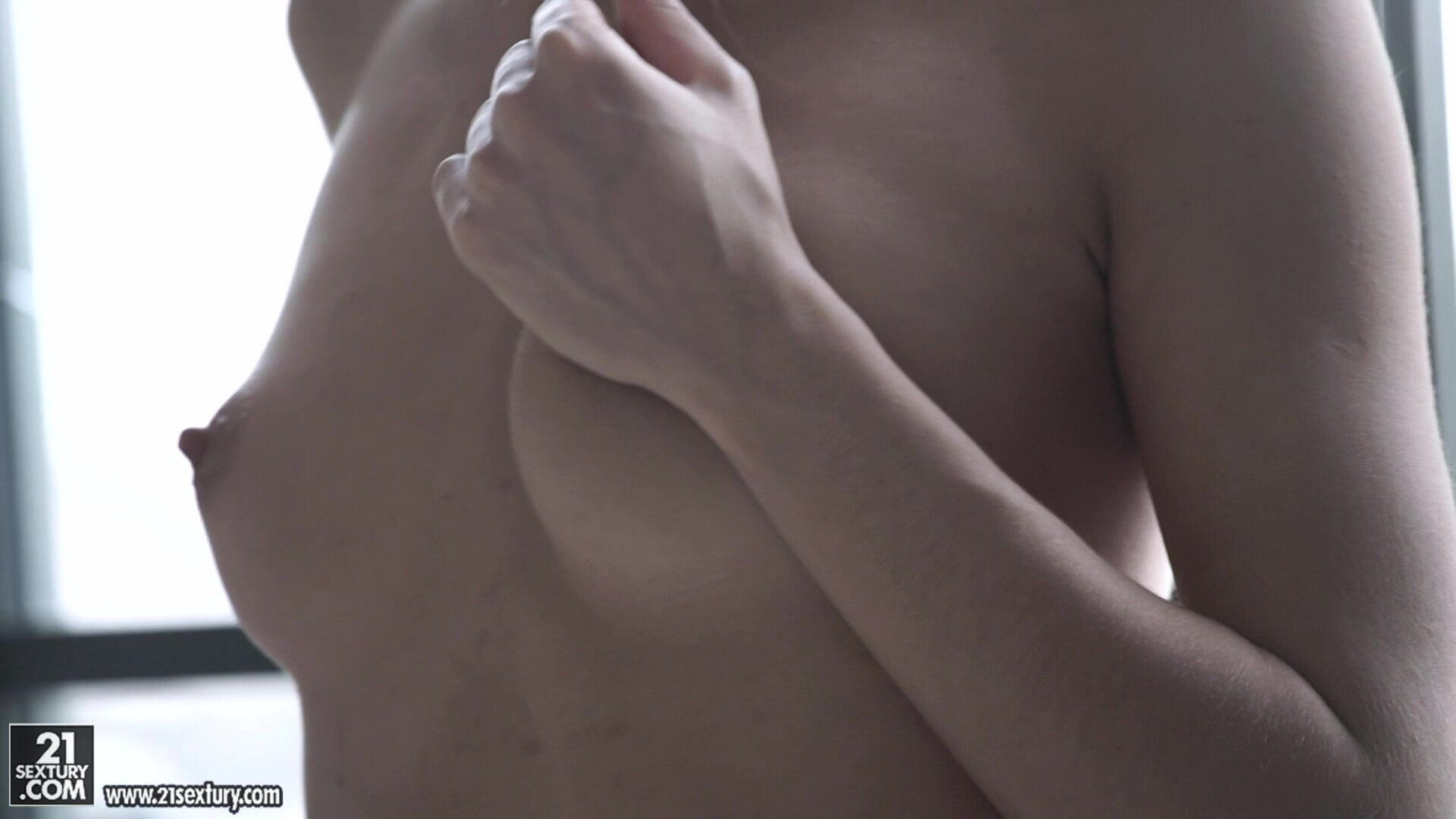 Aruna Aghora Sensual Sex On White Carpet 1080p - brunette