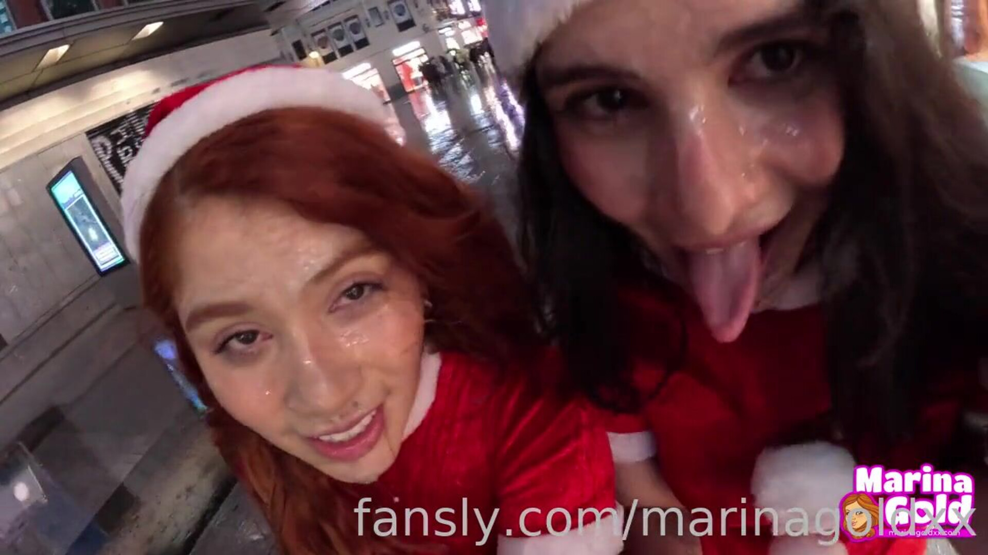 Cumwalk Navideño - blowjob - teen - latina - cumshot