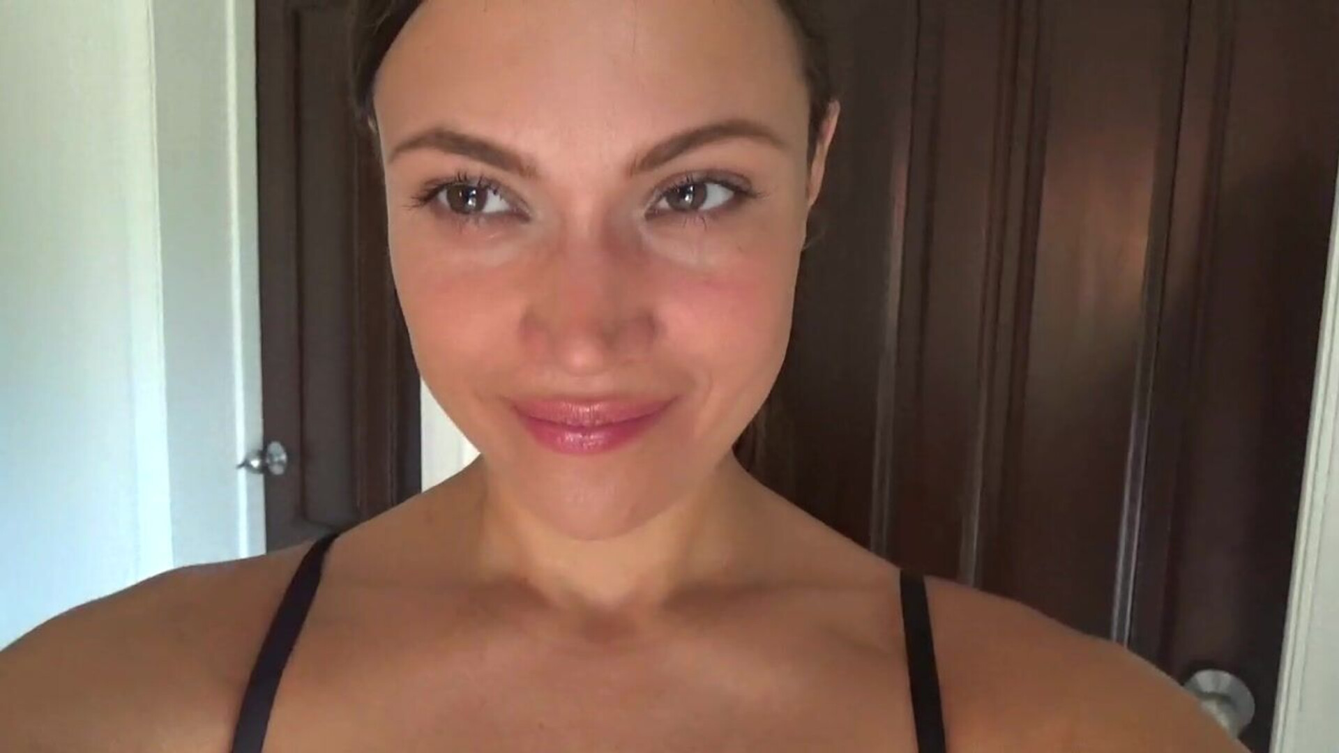 Goddess Alyssa Reece Vore Goddess Swallowing You Alive - amateur - solo - hd porn