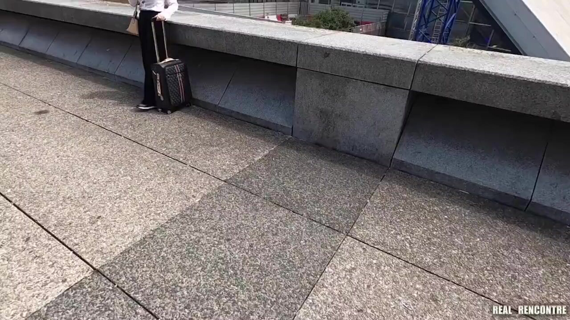 He used to love her but now he's moved on - now