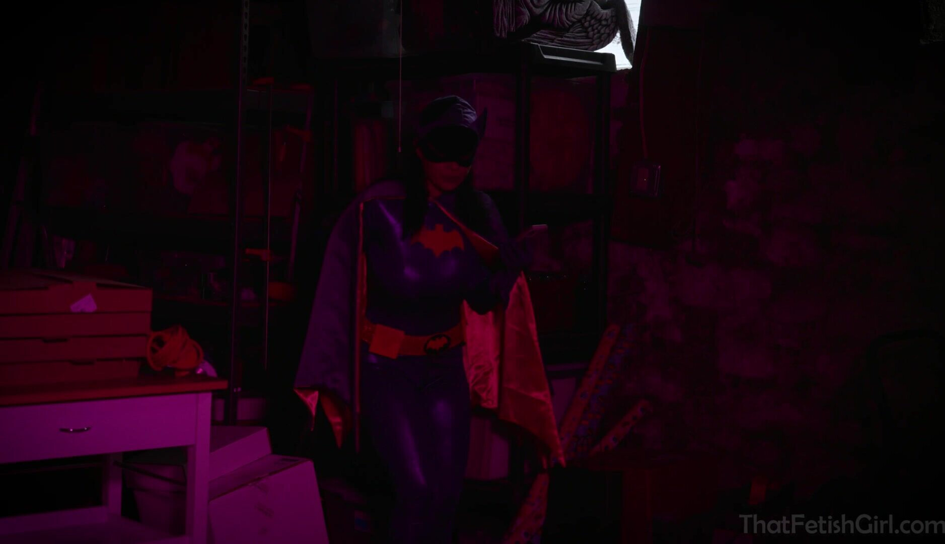 London River Cosplay - cosplay - wonderwoman - batgirl