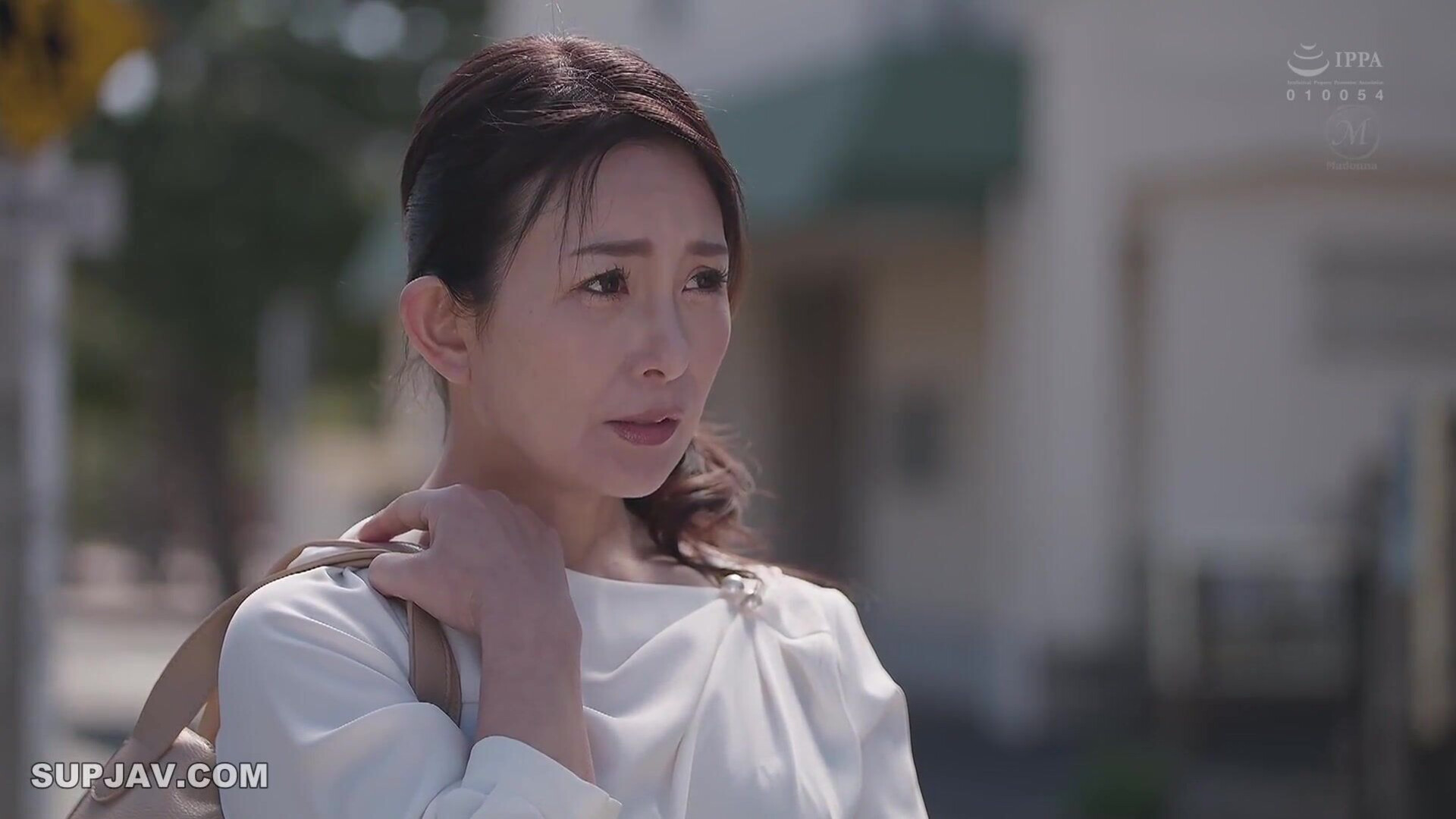 Momoko Isshiki SUPER SUCK MILF I Give In To The Temptation Of The Vagina - babe