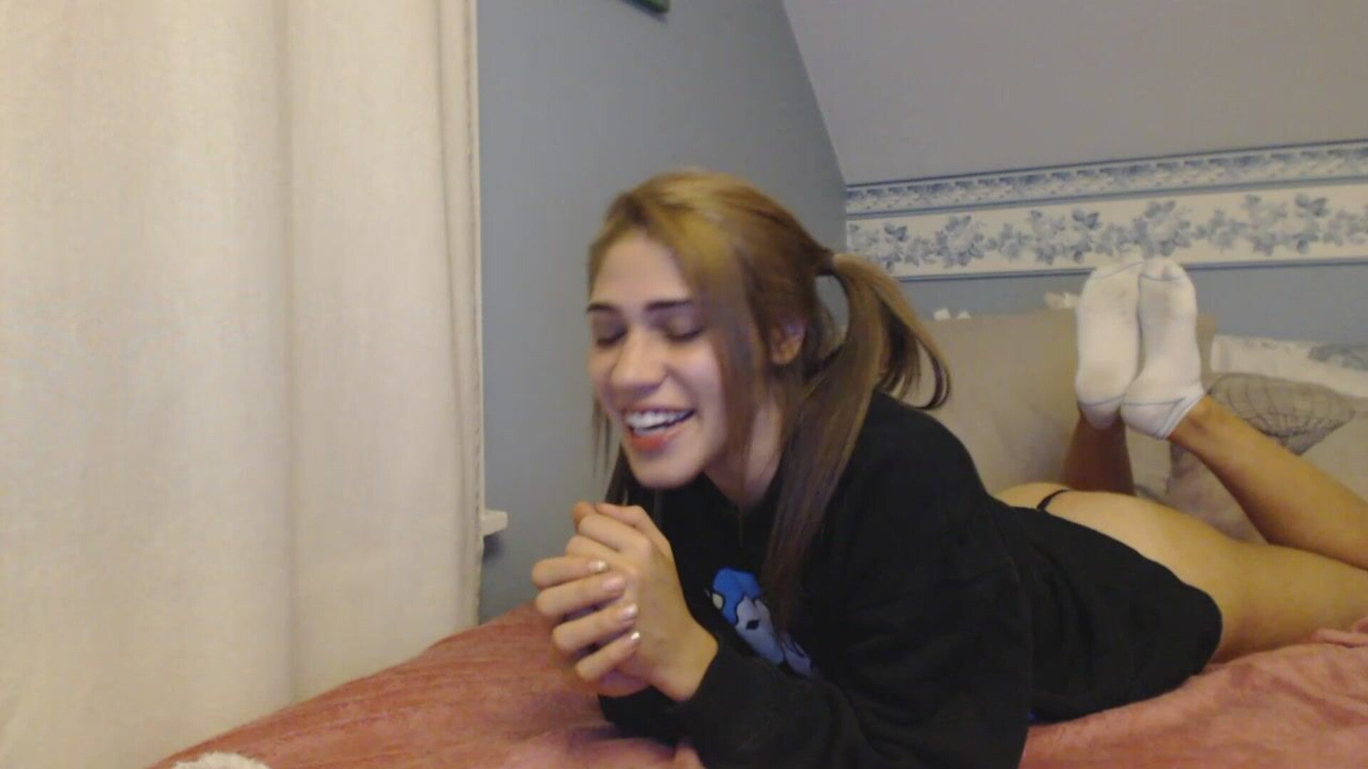 Sasha V My Feet Will Have To Be Enough - small tits - solo - amateur