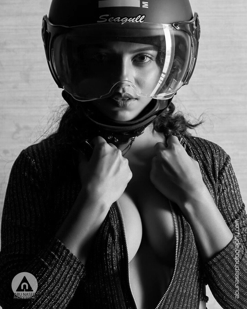 Vile Vixen Street Prostitutes Wet, 4On1, ATM, First DAP, DP, Gapes, Drink, Squirt - vilevixen - 4on1 - gangbang - anal - asstomouth - atm - a2m - gonzo - gape - pee