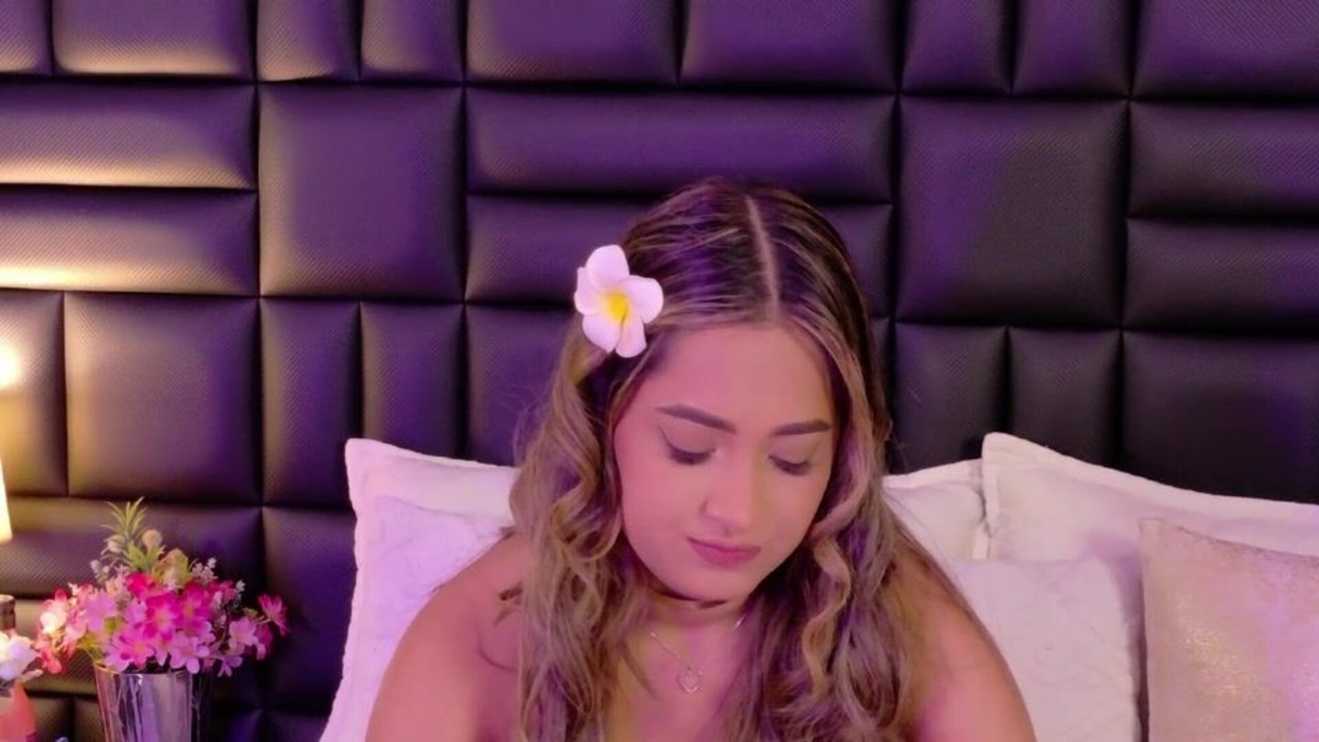 lilianmendoza 2025 11 25 08h25m56s - webcam