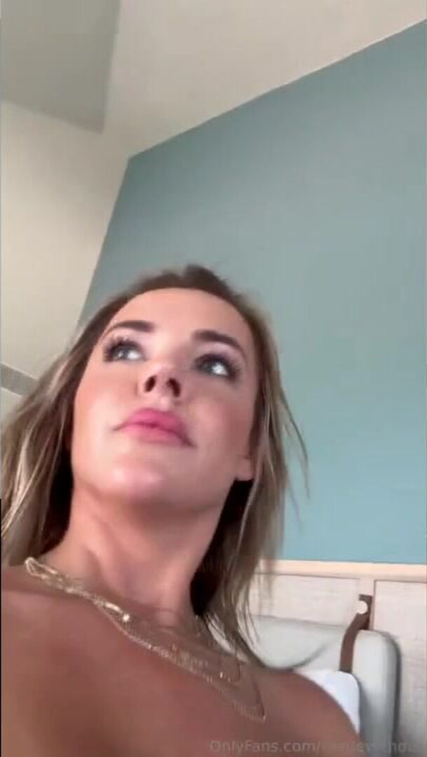 mariewithdds pussy spreading onlyfans klmn - big ass - big tits - blowjob - sex - fuck