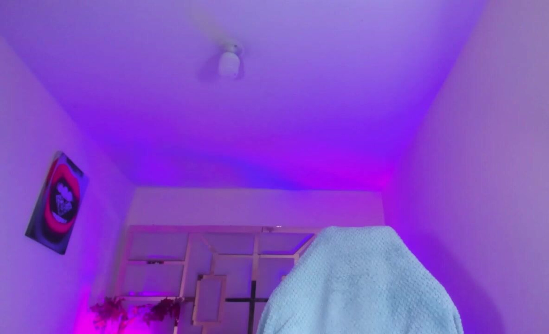 tamara rouse1 2025 11 23 03h27m38s - webcam