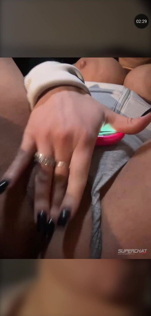 Bitch orgasm in car - orgasm - in - car
