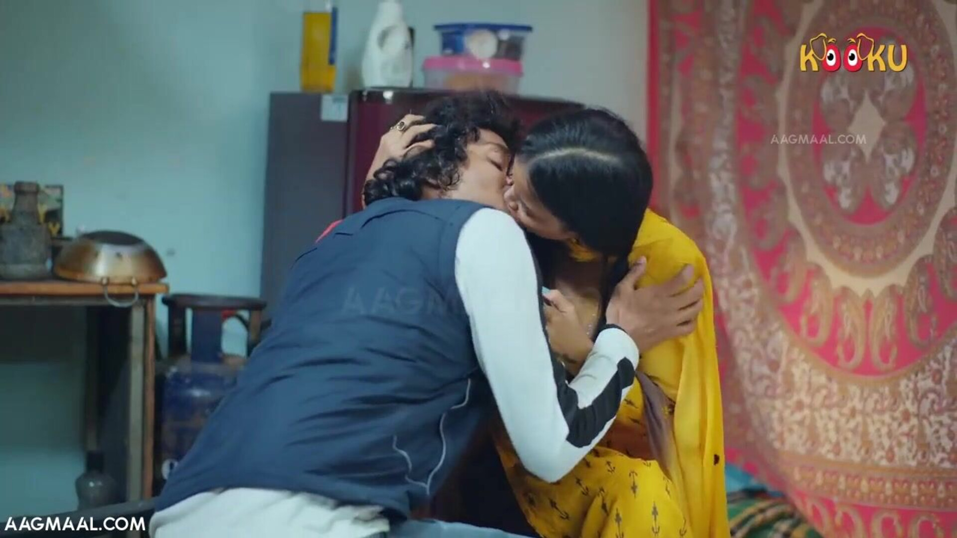 Chull Loveria Season 01 Episode 02 (2023) Kooku Hindi Hot Web Series - ridhimatiwari - natasharajsewari - bhartijha - prajaktajahagirdar - priyagamre - leenasingh - sharonparmar - ayushibhowmick - pee