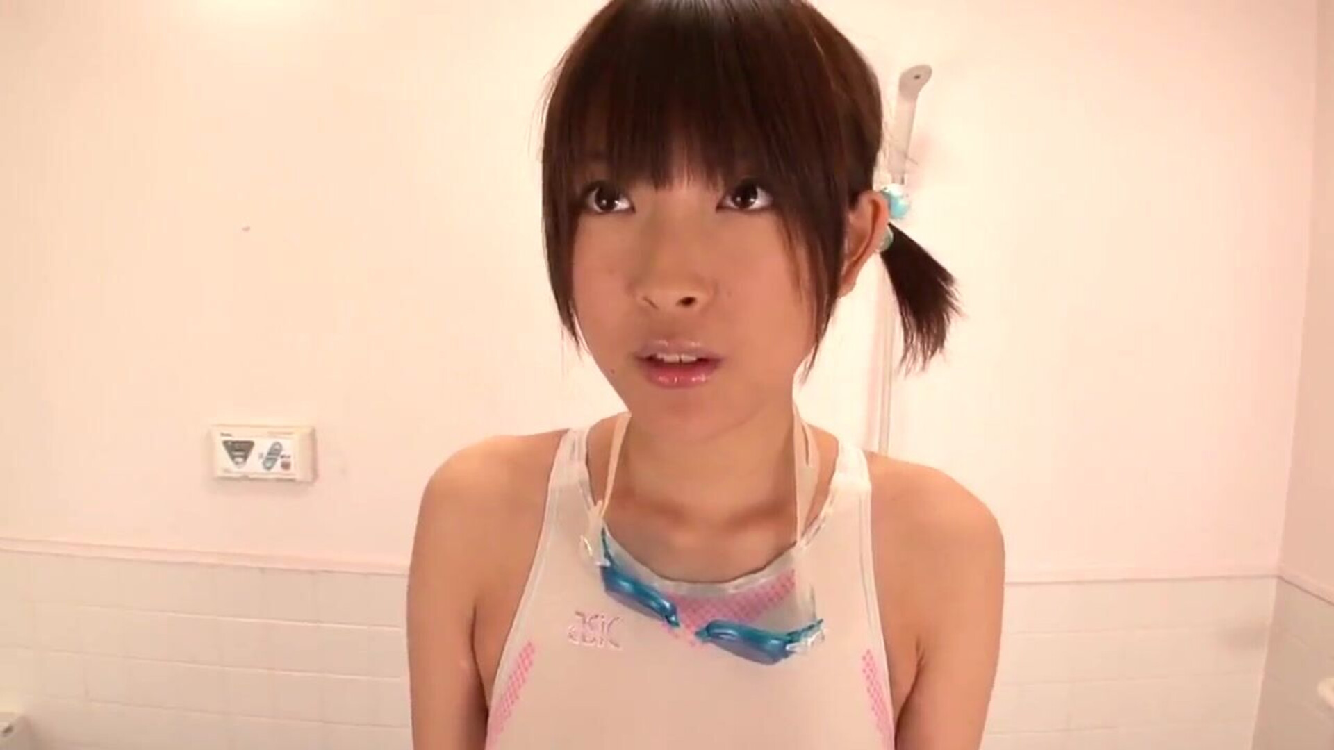 EKDV 233 Swimsuit Sex 38 Yuzu Kogura - jav