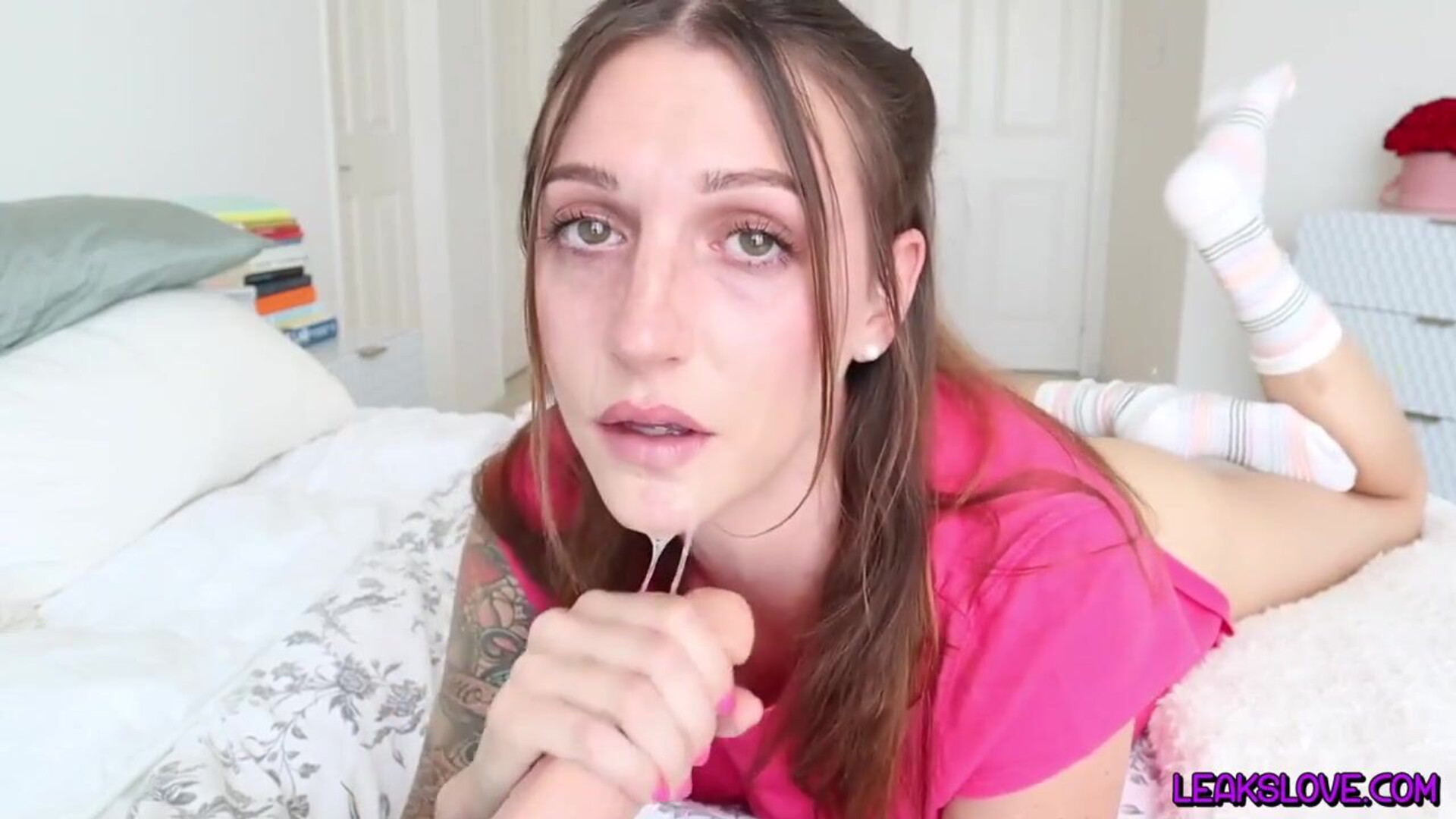 Girlfriends Begs To Become Fuck Toy Lil OliviaTatum Christine - joi
