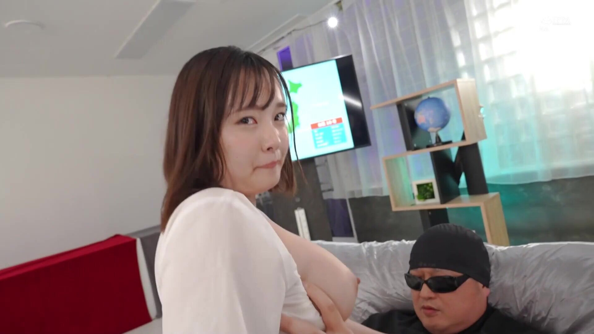 SG KI 012 Close coverage of the class scene of a current female college student who a - babe