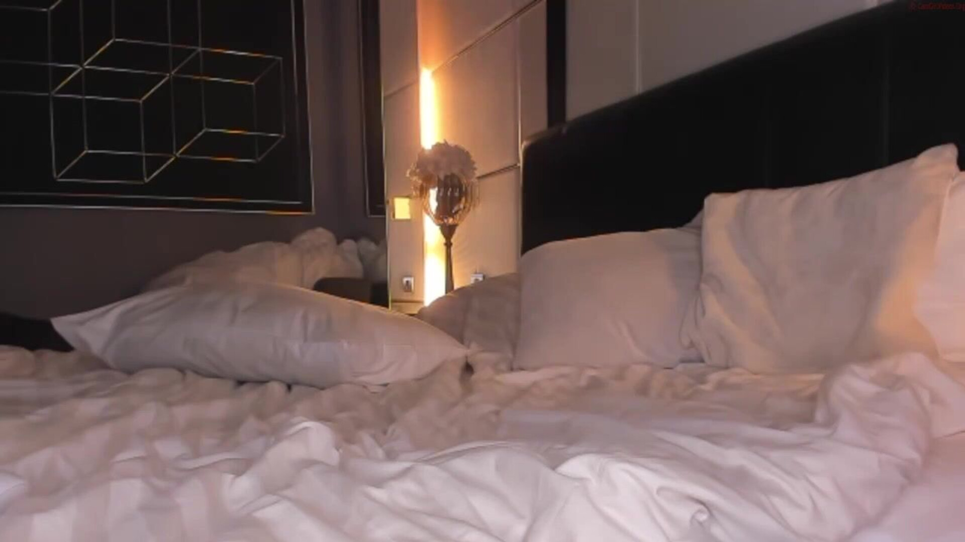 Stroke & Shhhh Show 5 Lil Mayaa 02 2022 - babe
