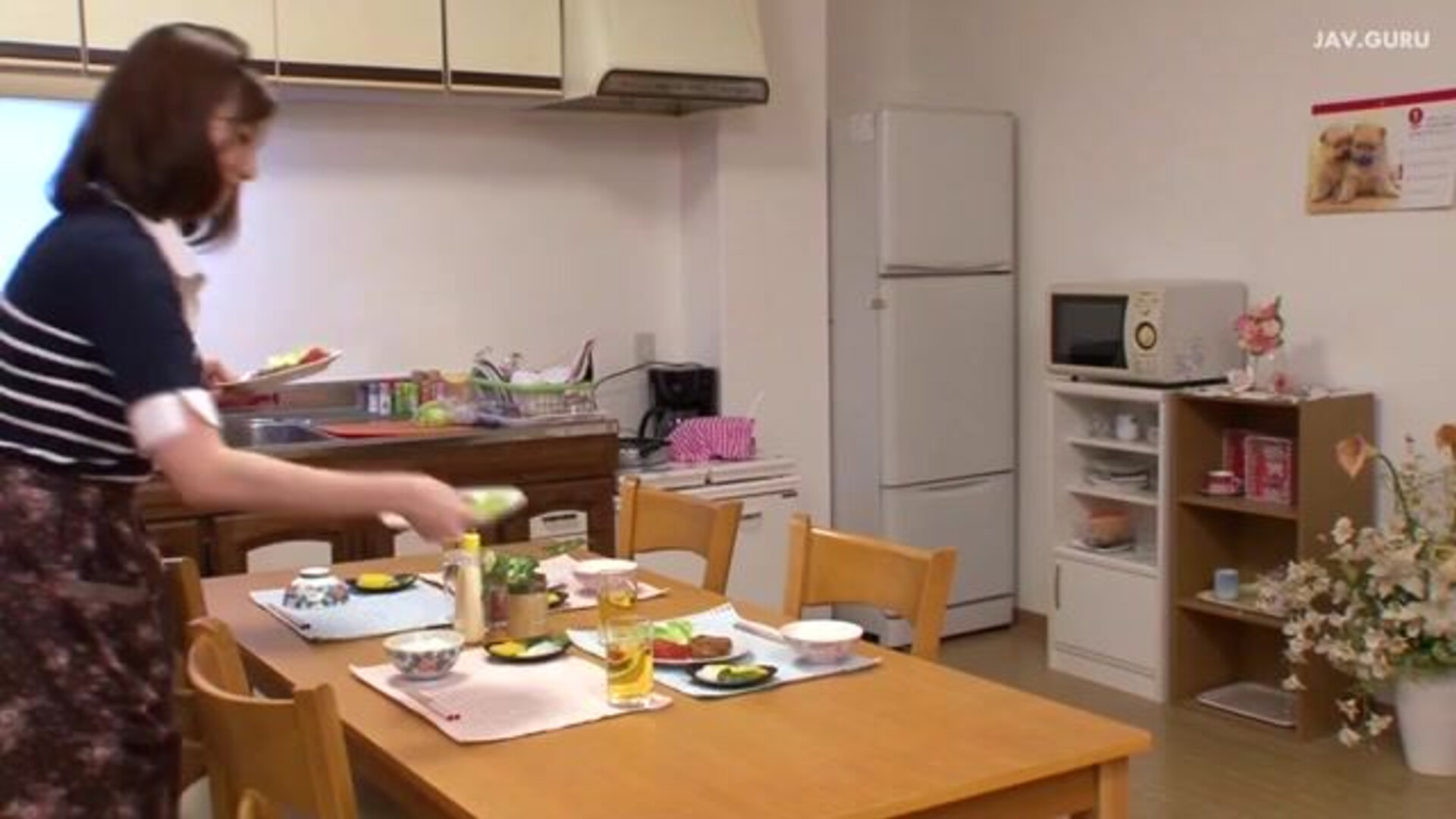 Unsensored Japanese family dinner a world where sex is easy - japanese
