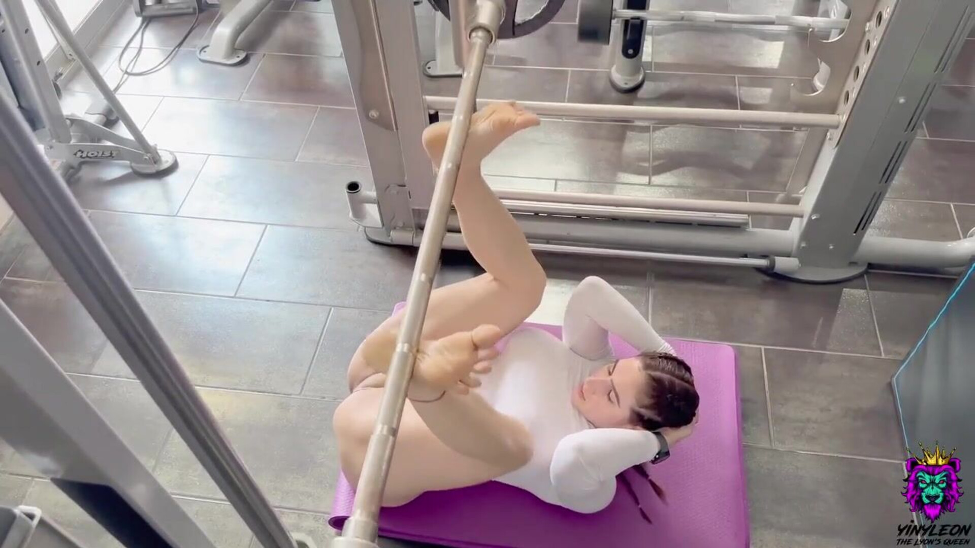 Yiny Leon Mom Ass Workout - yiny - leon