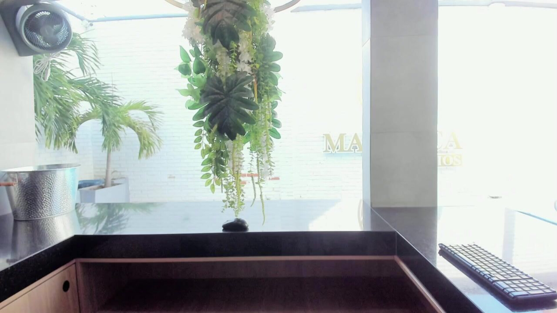 avawhiite 2025 12 26 14h11m09s - webcam