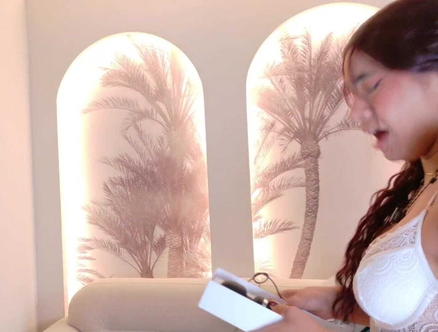 natalieheaven 2025 12 27 11h09m56s - webcam