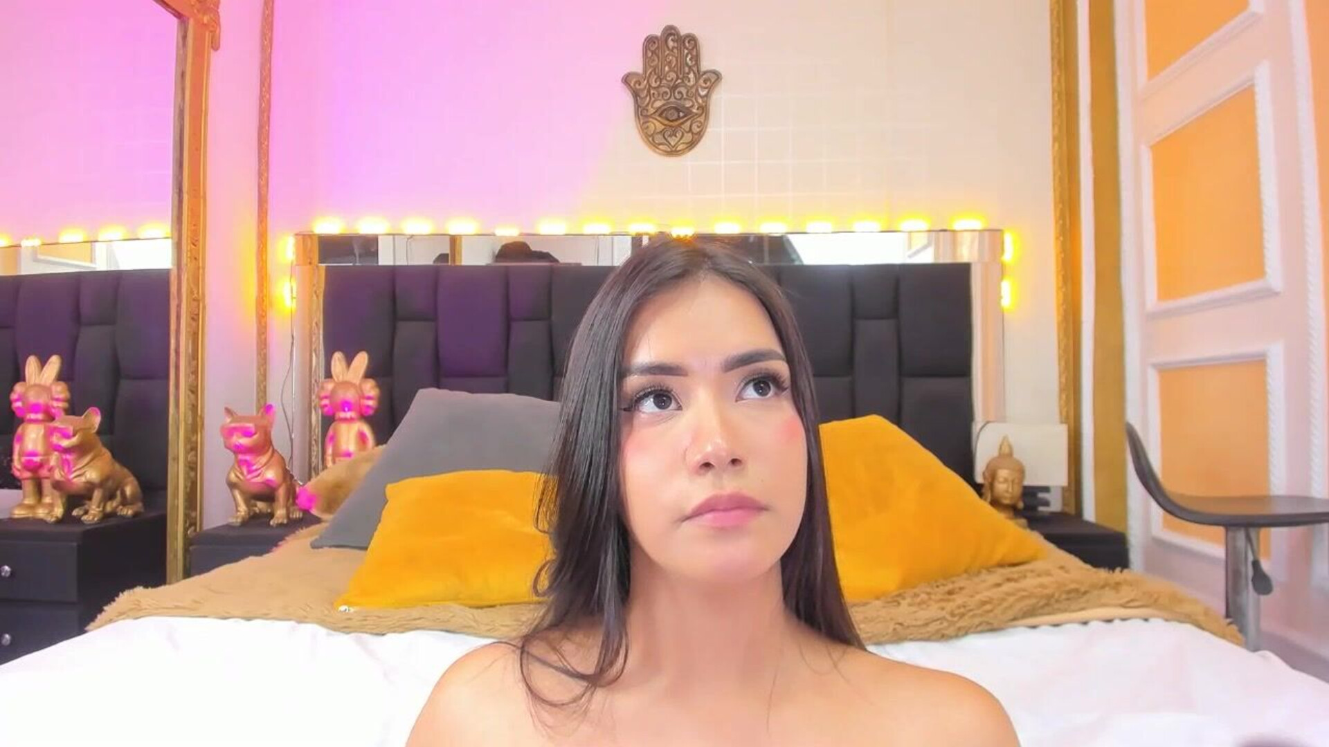violetgomez 2026 01 13 18h09m44s - webcam