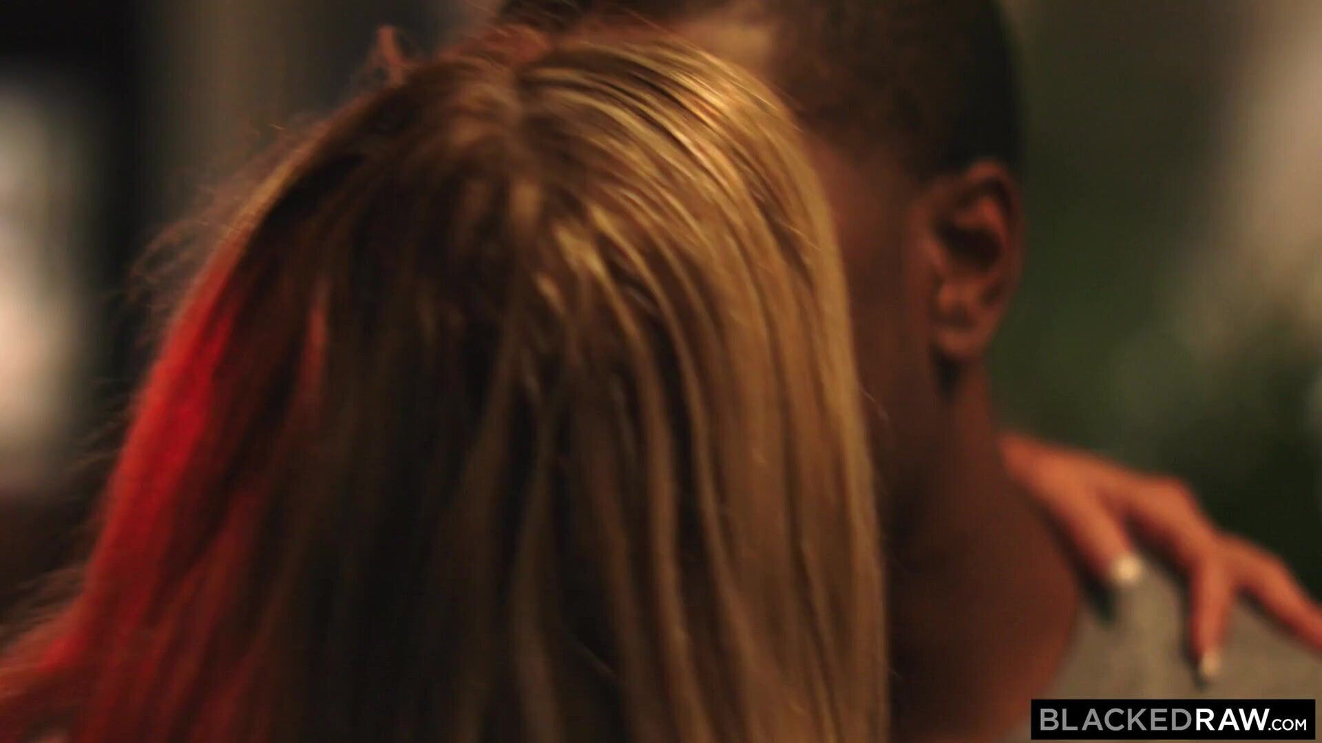 BR4ND1 L0V3 2 - babe - blonde - black