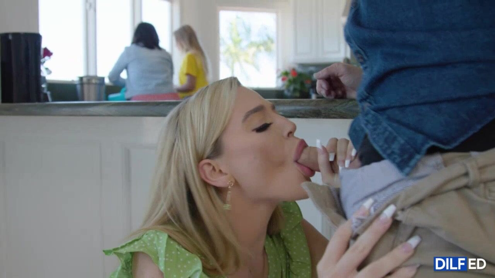 Blake Blossom – Dad Does The Sorority Slut - mature - milf - blowjob