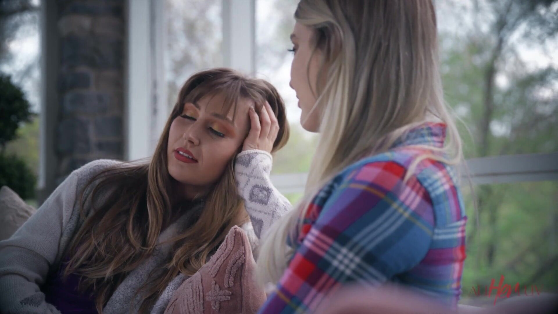 Brianne Blu & Kenna James - cunnilingus