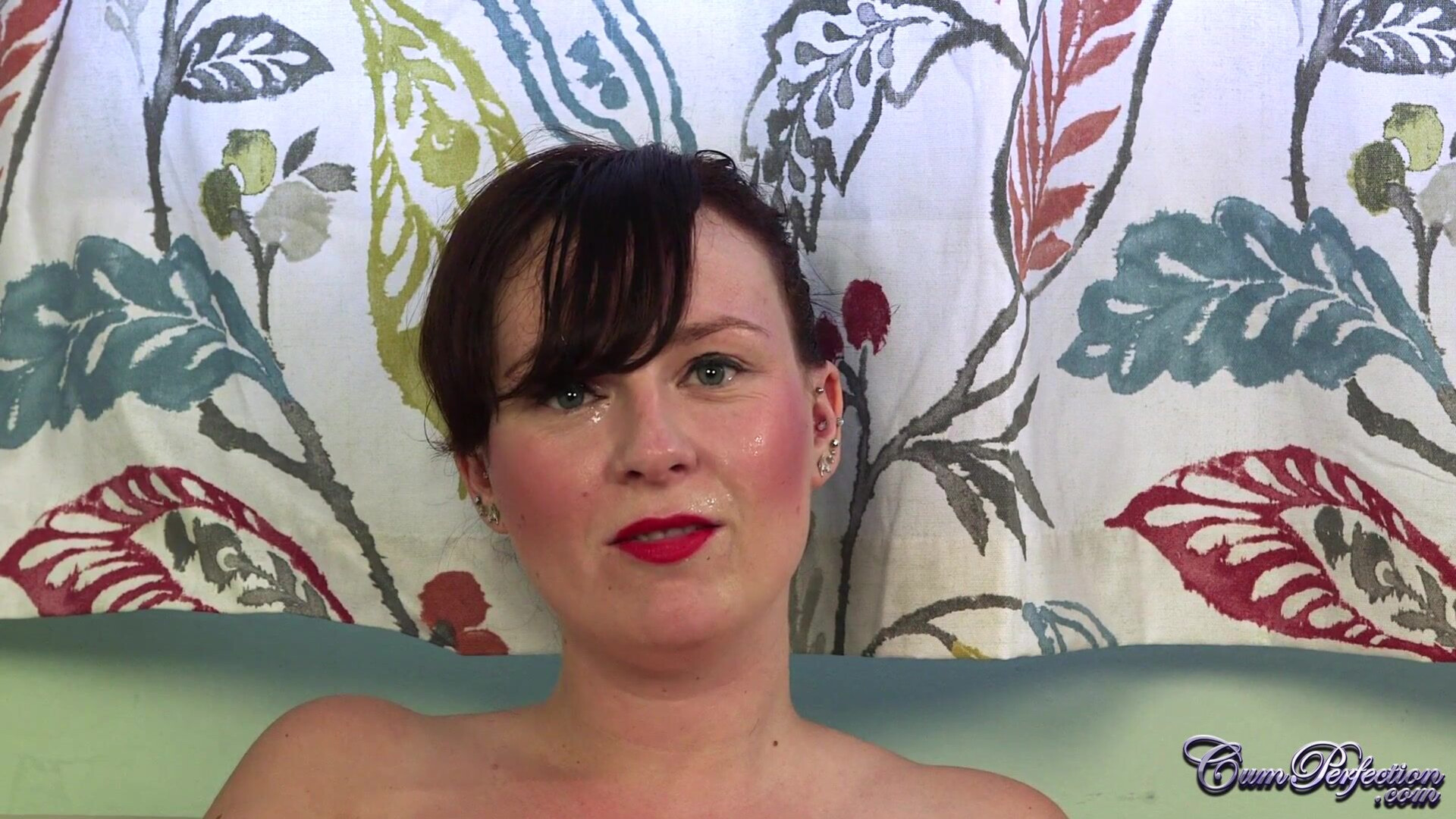 Cherri Cuckold Blow - babe