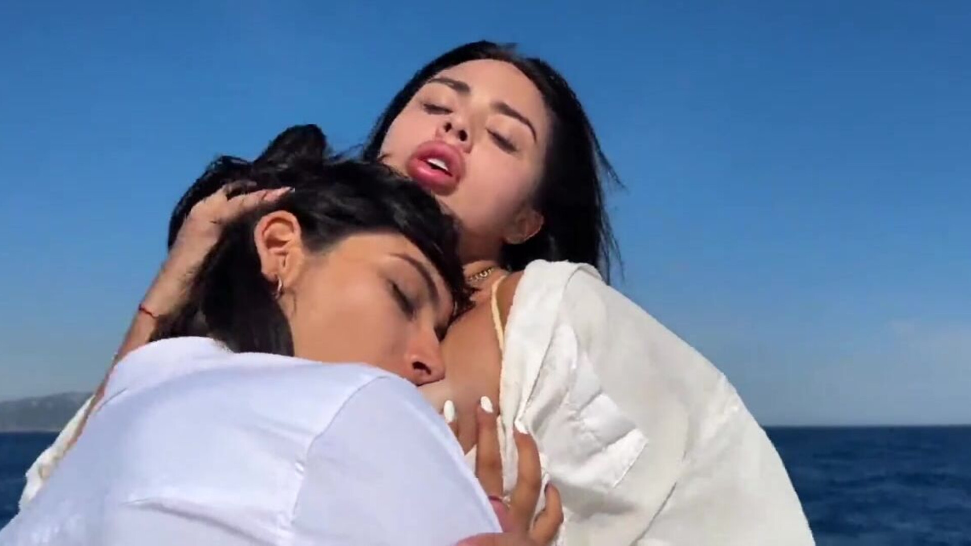 Curvy Daniela Strip - big ass - big tits - blowjob - sex - fuck