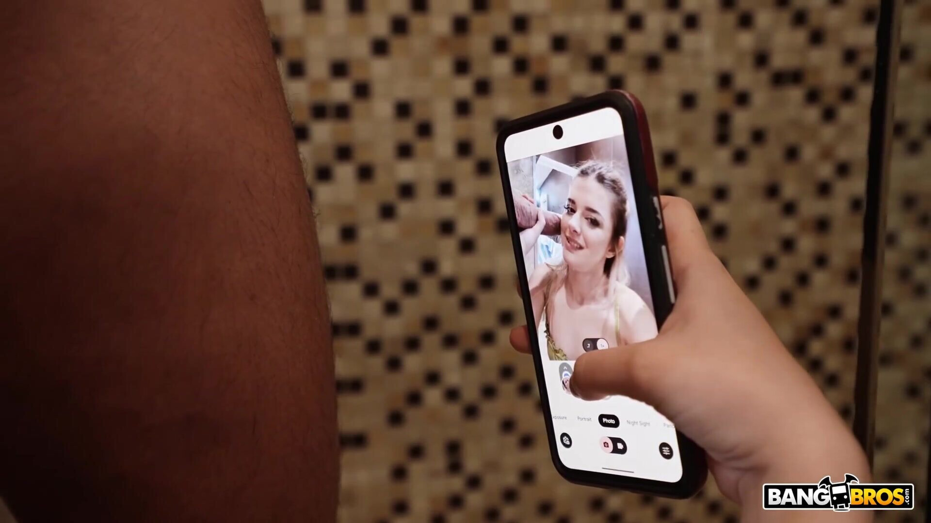 Dez Hansen 2 - blonde - cumshot