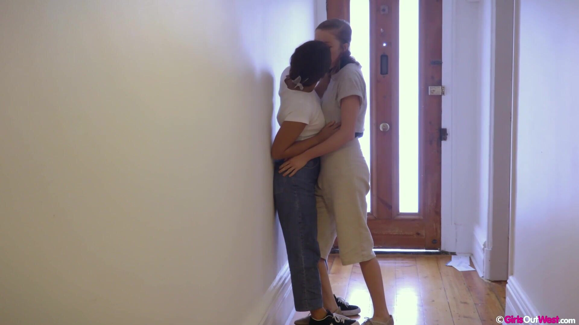 Jessie G & Rubi Valentine First Date - lesbian - big ass - small tits
