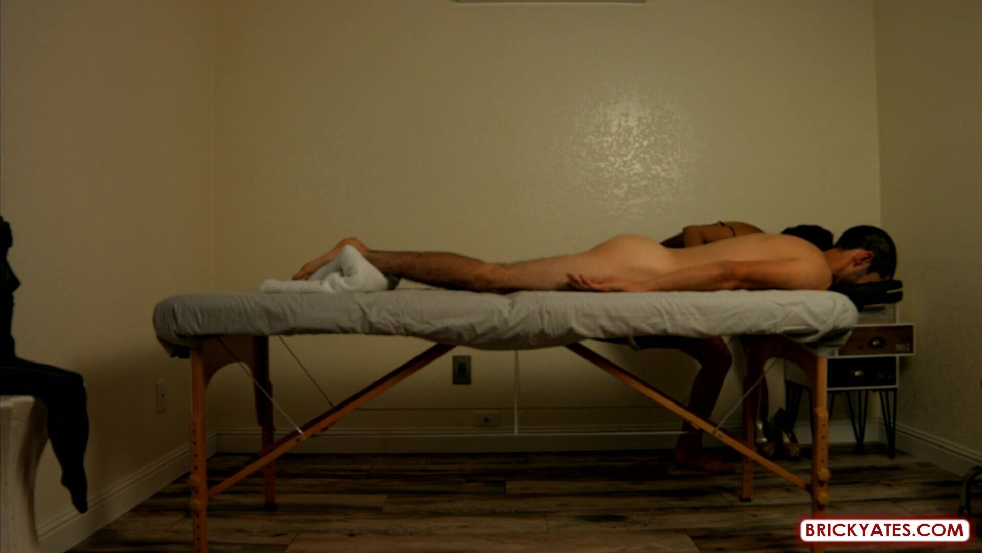 Luz Massage with a happy ending 1 of 2 - milf - big ass - blowjob