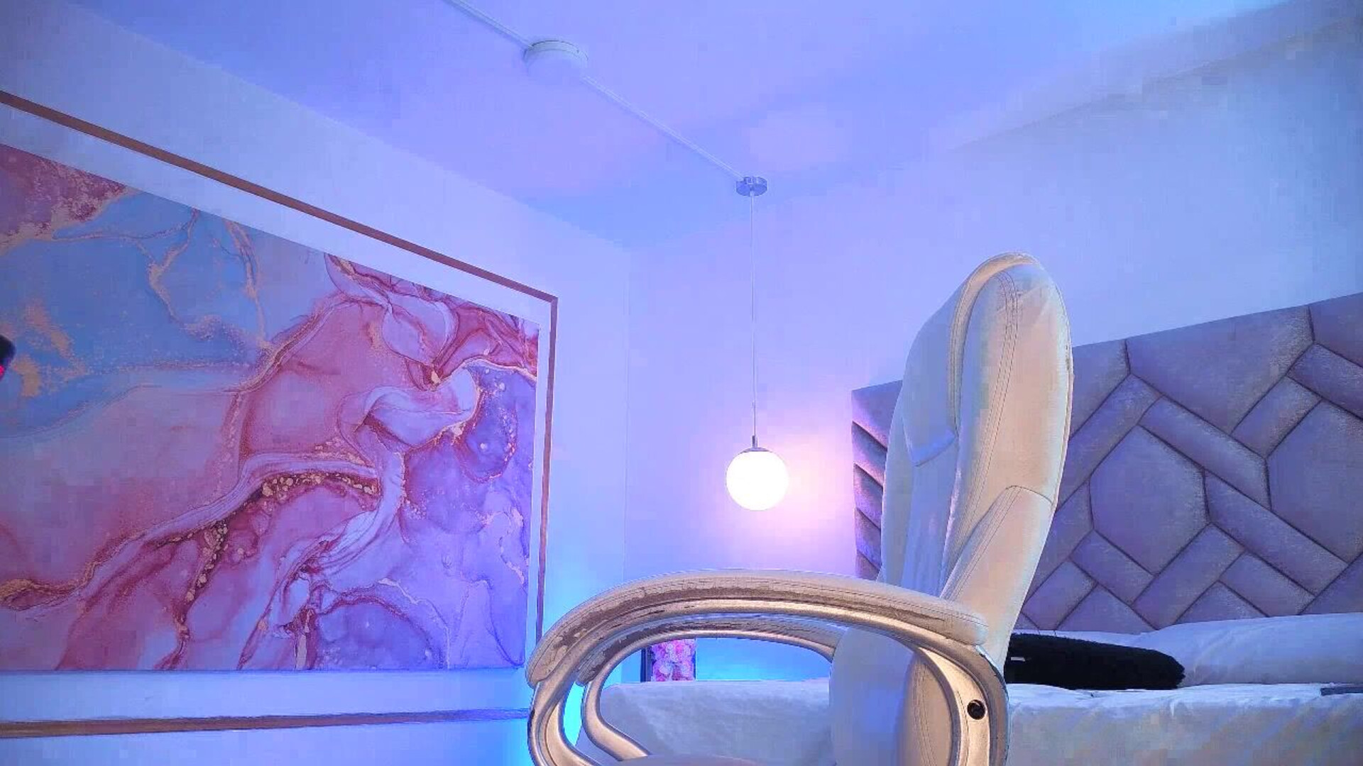 M1!4nC0r!30n3 2026 02 11 05 31 41 281 - webcam
