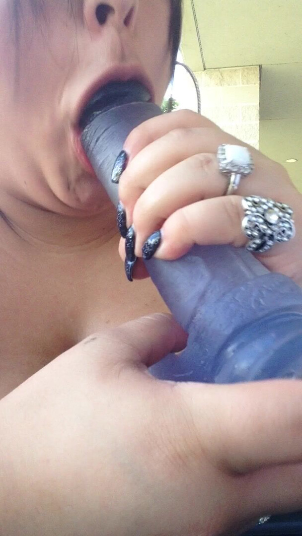 Missbustylatina Campus Dildo Sucking - bbw - solo - big tits