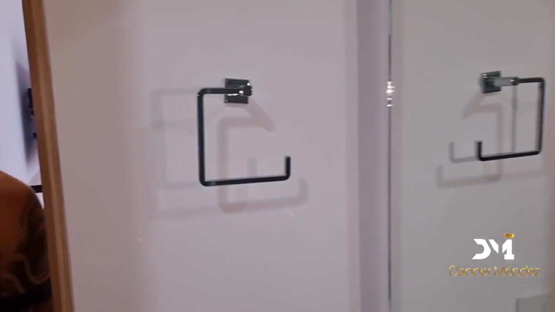 Monique Fuentes In I Spy My Stepmom In The Bathroom - latin - spanish - blowjob