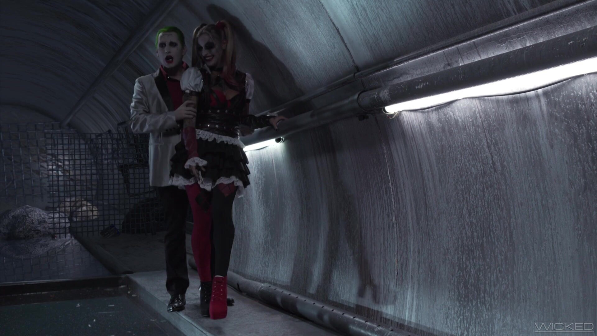 SUICIDE SQUAD XXX - parody - anal - blowjob - harley quinn - batman - groupsex - threesome - cosplay - sex