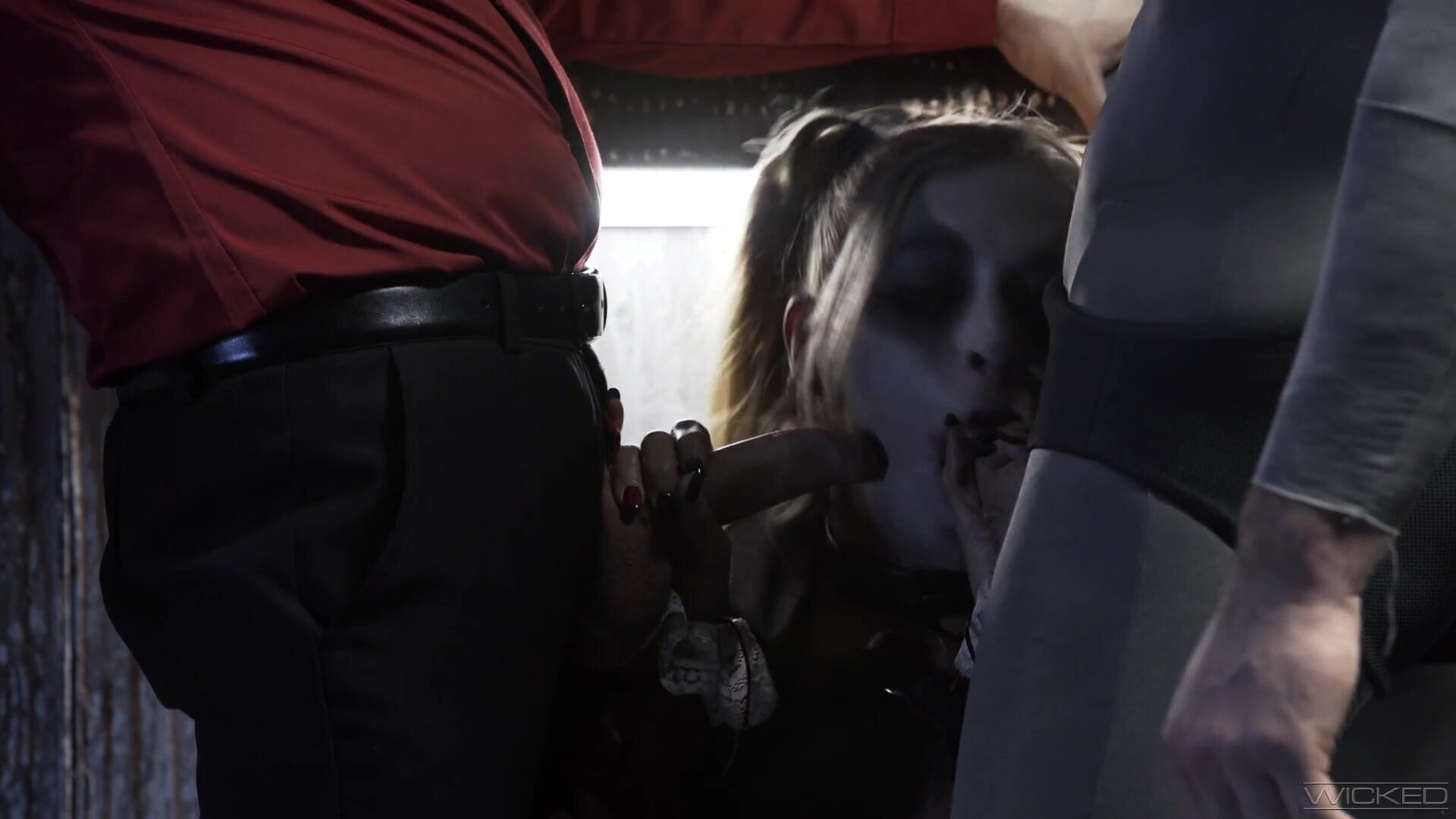 SUICIDE SQUAD XXX - parody - anal - blowjob - harley quinn - batman - groupsex - threesome - cosplay - sex