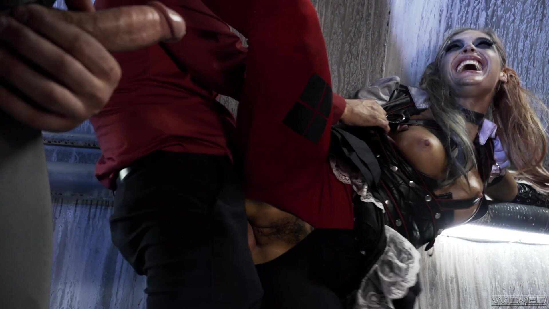 SUICIDE SQUAD XXX - parody - anal - blowjob - harley quinn - batman - groupsex - threesome - cosplay - sex
