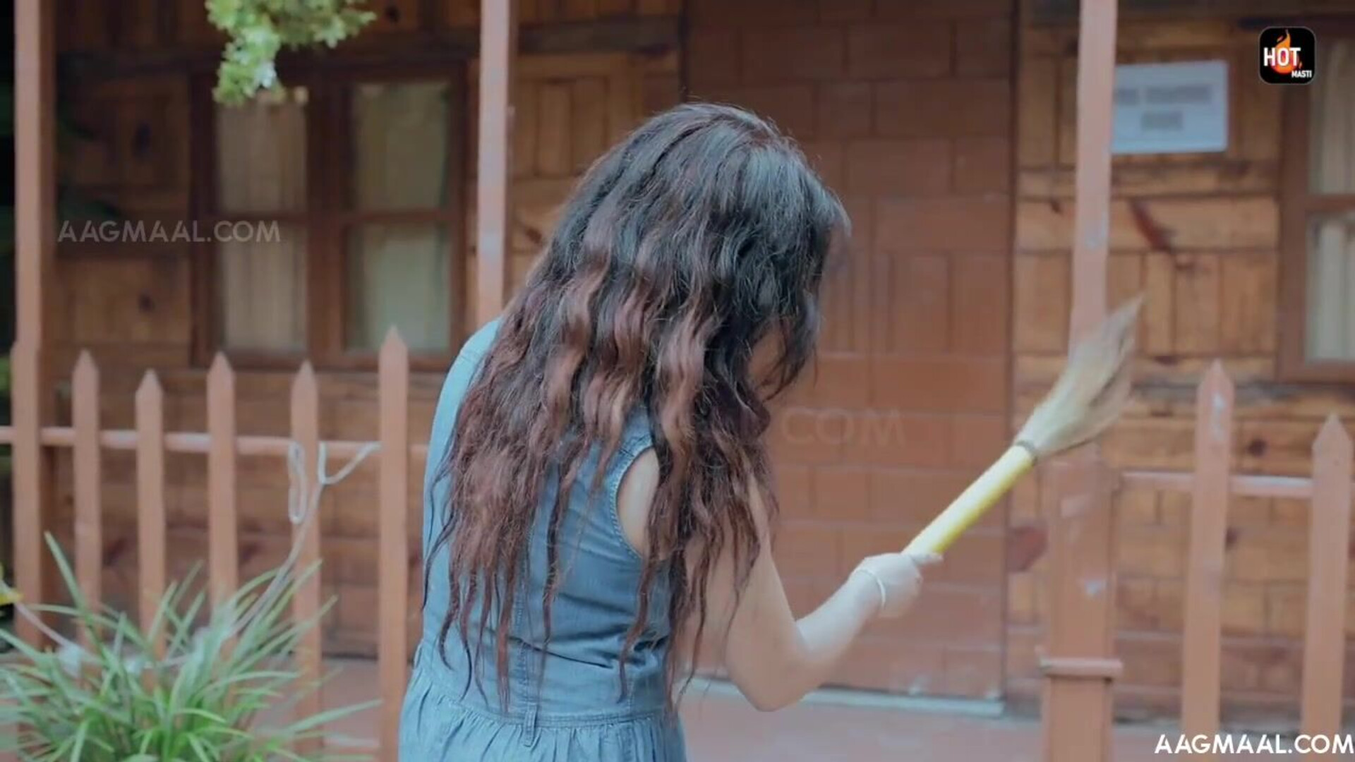 The Delivery Boy (2022) HotMasti Hindi Hot Short Film - prajaktajahagirdar - neelam - sapnasappu - tinanandy - tinadutta - sucharitabhattacharya - alkaraj - priyagamre - bhartijha - ayushijaiswal