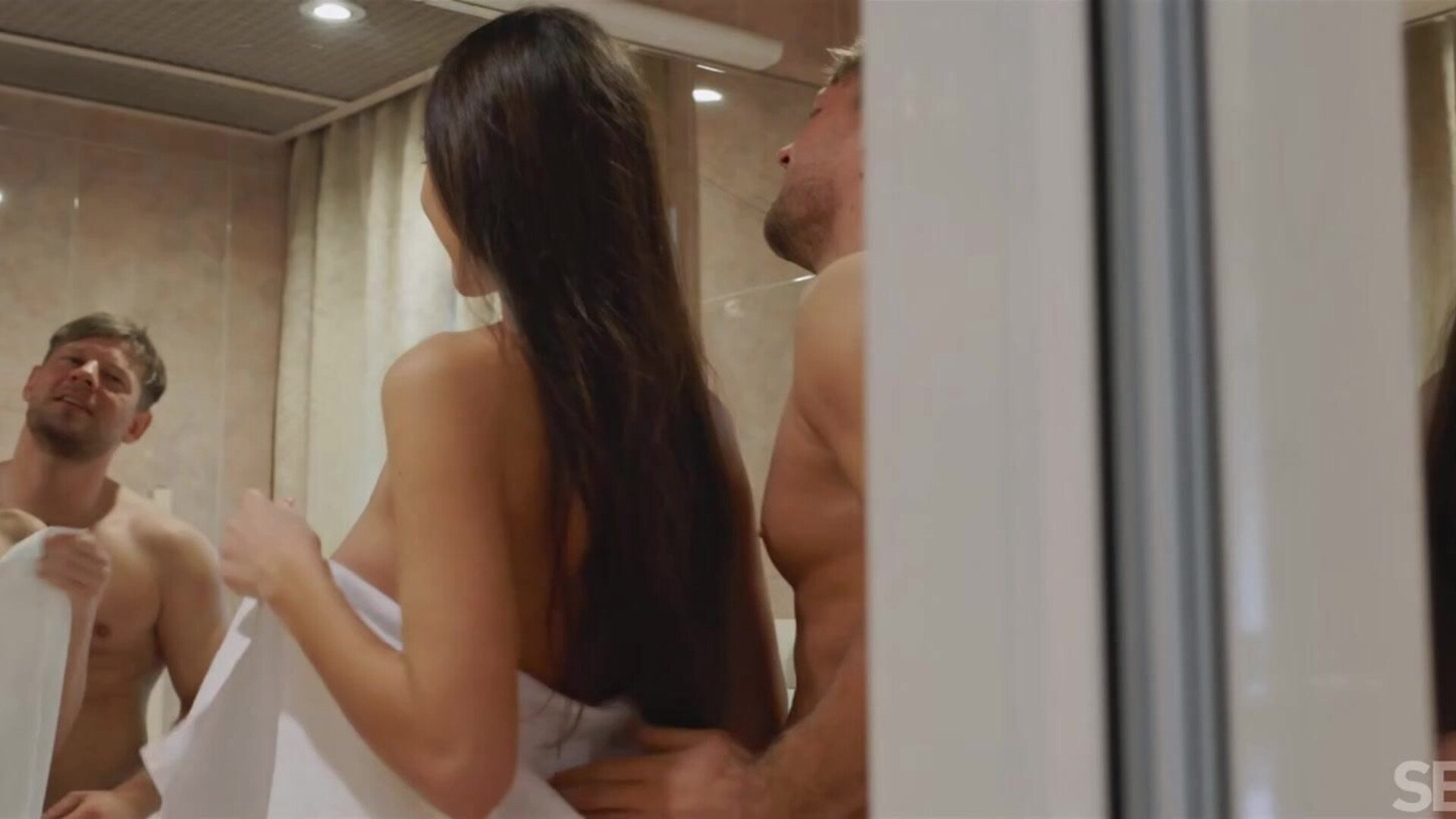Vixi Rafi Look At Us - big ass - big tits - blowjob - sex - fuck