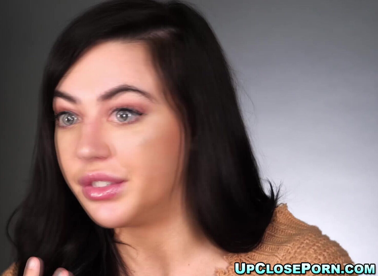Whitney Wright gets a REAL orgasm! - brunette - vibrator - trimmed pussy - teen masturbating - real orgasm - teen orgasm - closeup - upclose - closeup porn - pornstar